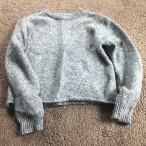 grey fuzzy cropped sweater!